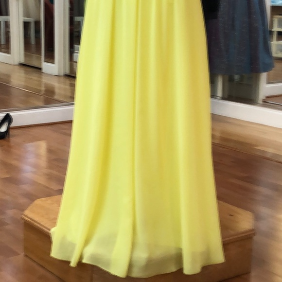 ✔️ Yellow bridesmaid dress, off the shoulder - Picture 3 of 7